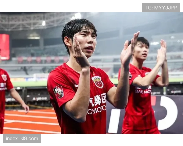 利雅得赛半决赛采用更长赛制,球员体能分配成新考验 利雅得赛半决赛采用更长赛制,球员体能分配成新考验